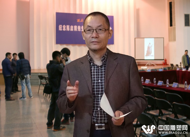 西安美术学院雕塑系主任王志刚.jpg