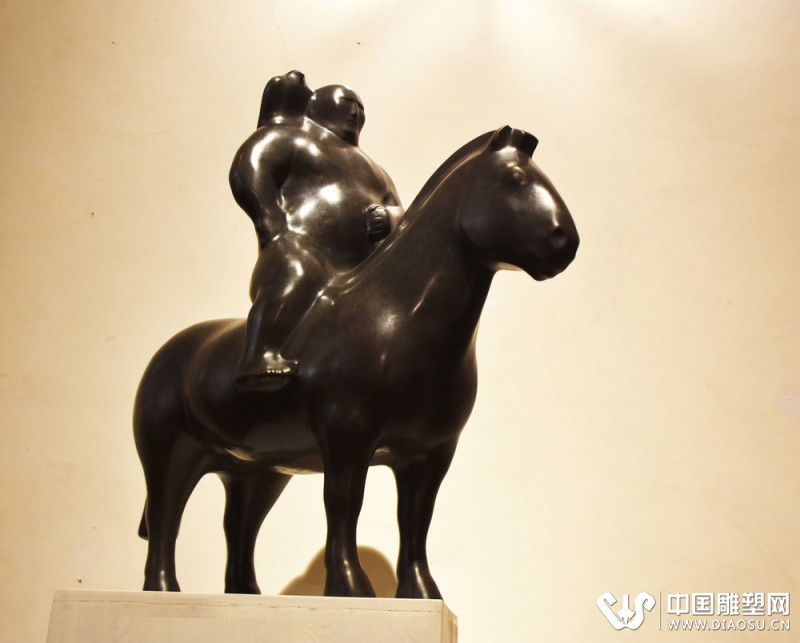 Shen Hongbiao, Gang Ga Ha La, scultura in bronzo..jpg